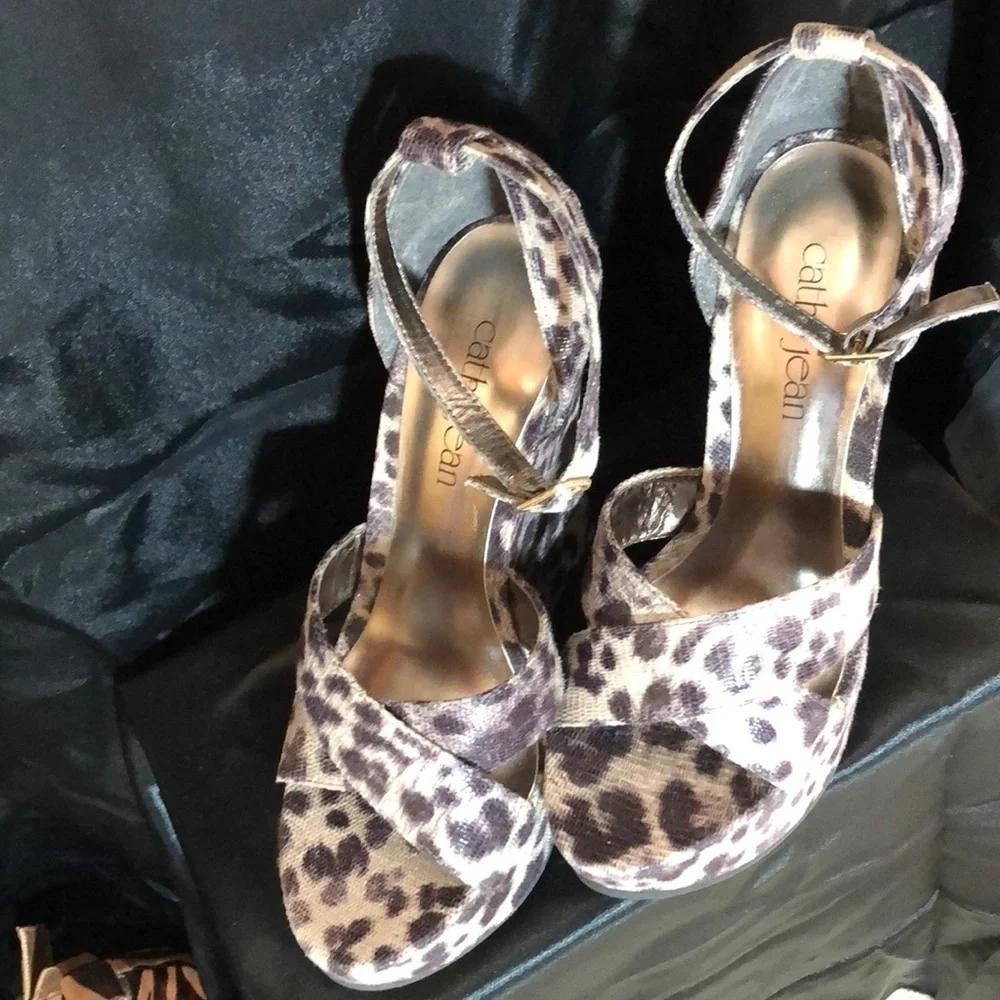 𝅺euc-cathy Jean Leopard Print Strapy Hi-Heel Wedges
